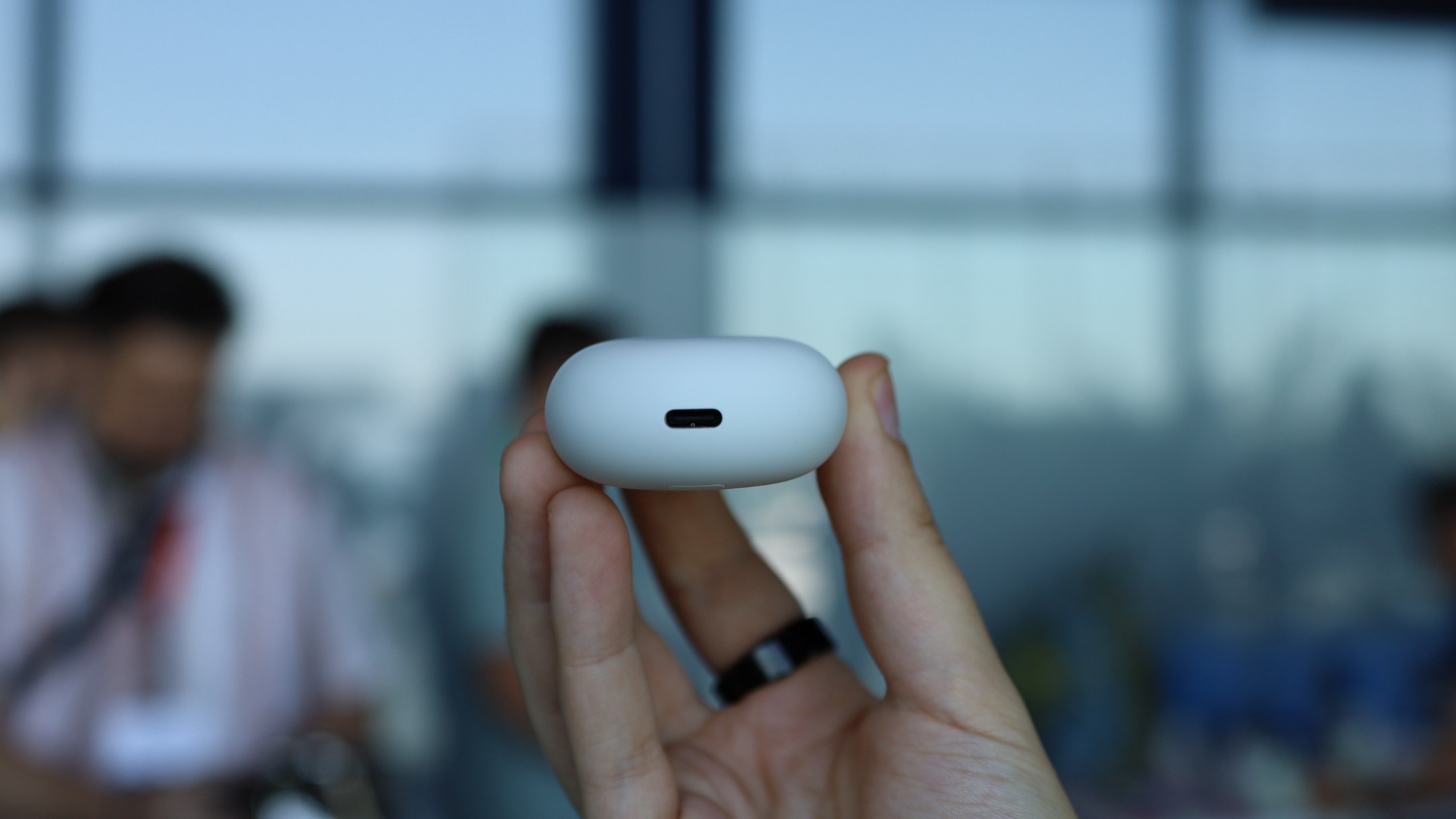 Google Pixel Buds 2a hands-on