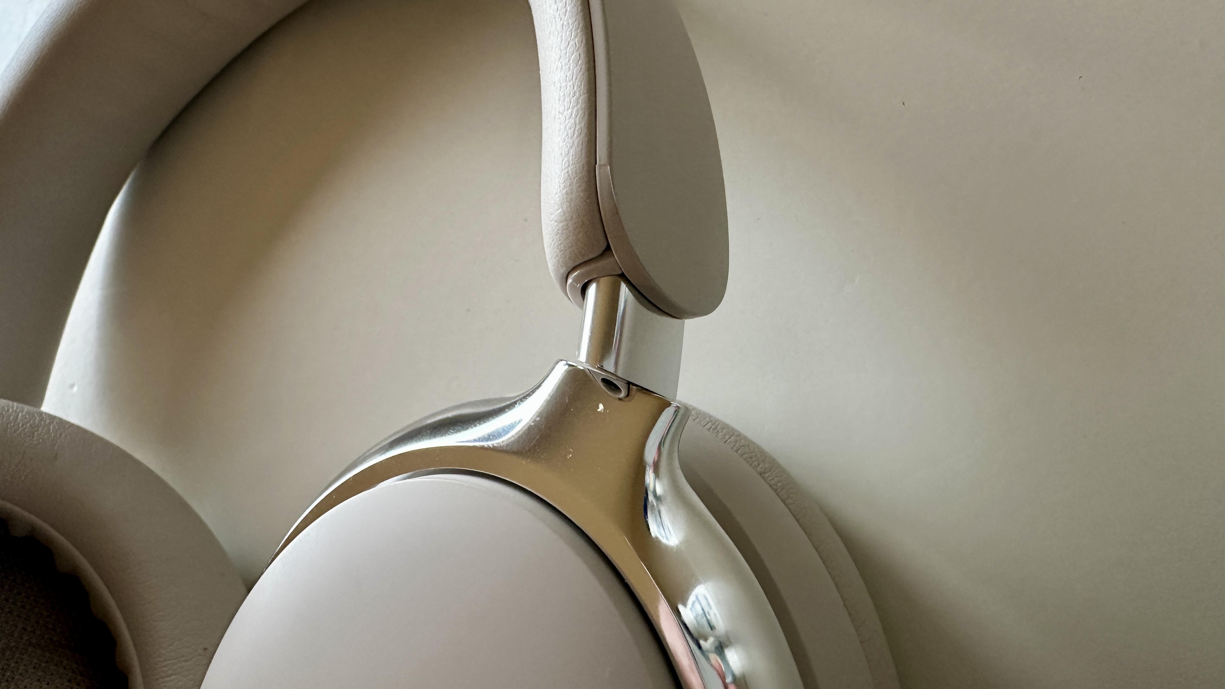 The Bose QuietComfort Ultra Headphones (2nd Gen) on a plain background.